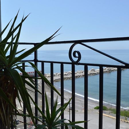 B&B Fronte Del Mare Salerno Exterior photo